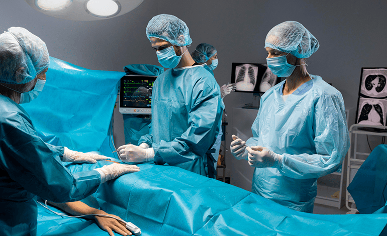 Cirugía de apendicitis en niños y adultos